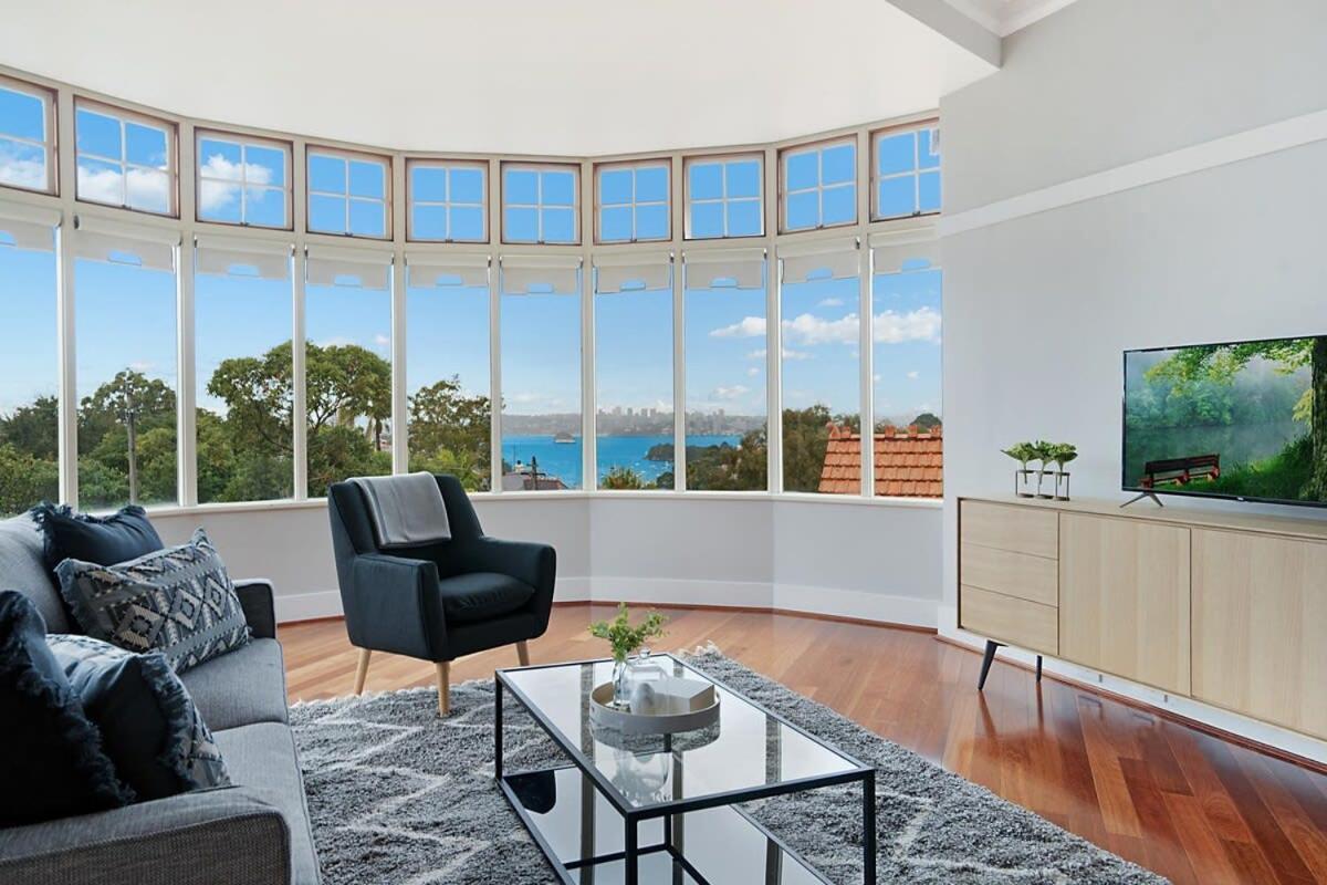Huge Harbour View Apartment In Historic Home Sydney Bagian luar foto